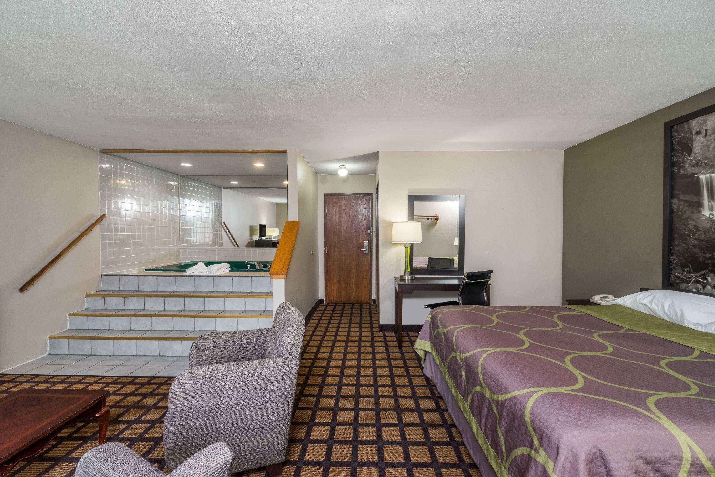 Super 8 By Wyndham Munfordville Ky Exterior photo