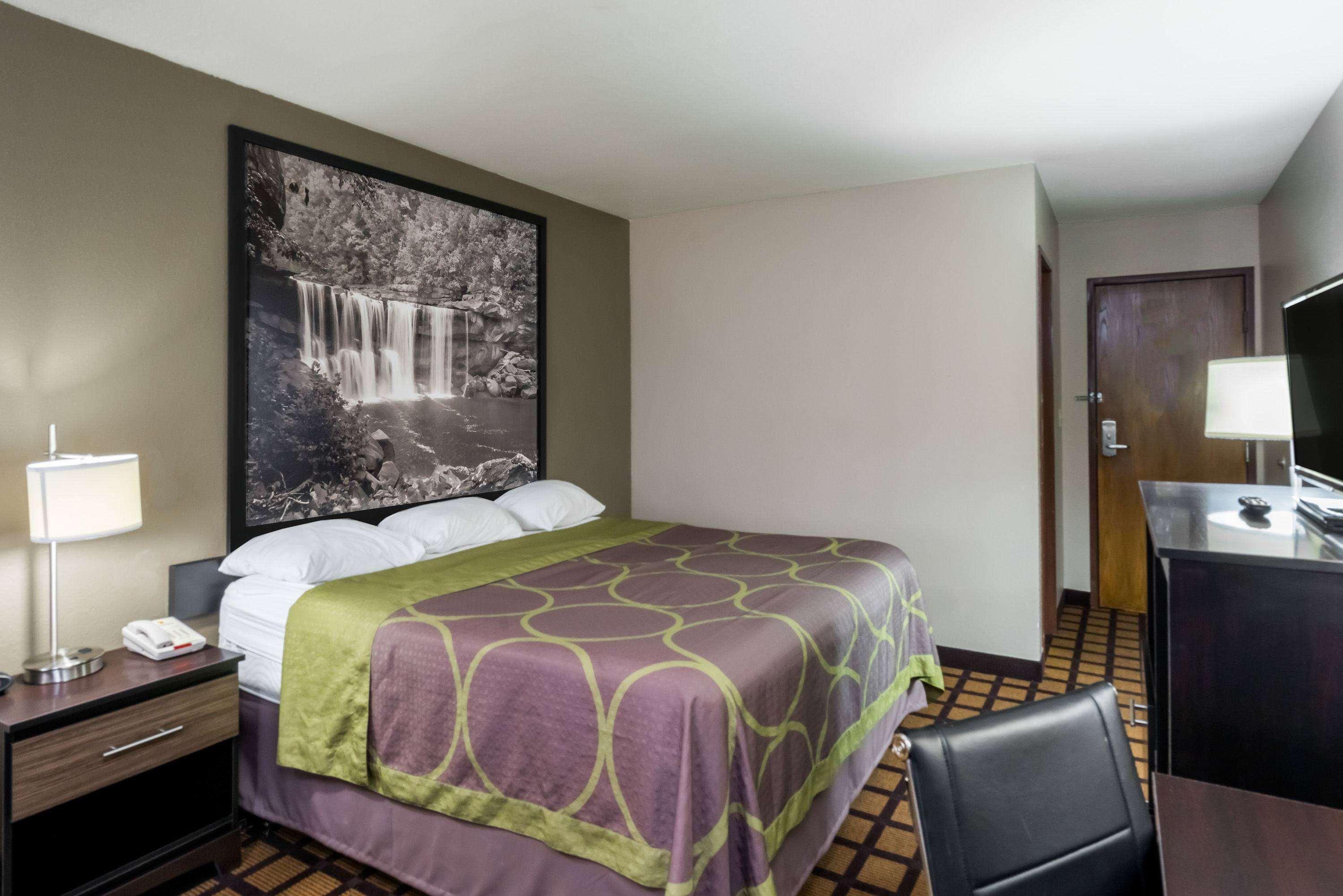 Super 8 By Wyndham Munfordville Ky Exterior photo