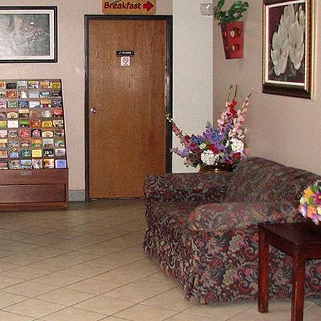 Super 8 By Wyndham Munfordville Ky Interior photo